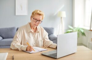 Aidants familiaux à plein temps que reste-t-il quand on arrive à la retraite 